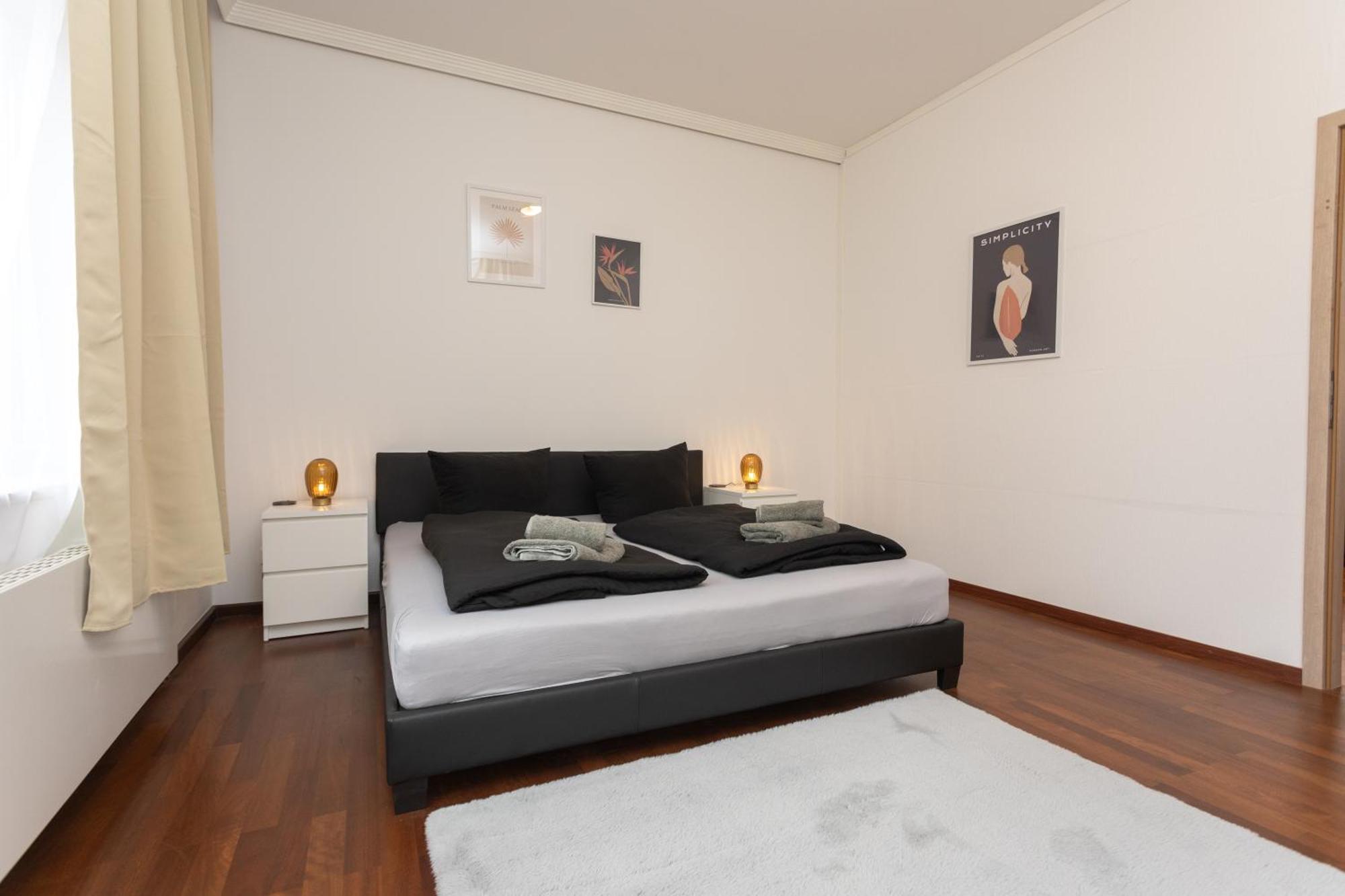 Stadthaus Mit 2 Schlafzimmern & Wohnzimmer Mit Kamin - Kostenloser Privat-Parkplatz Auf Dem Grundstueck Leipzig Exterior photo